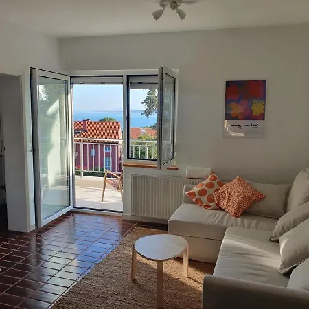 Sunrise & Sunset Apartment *