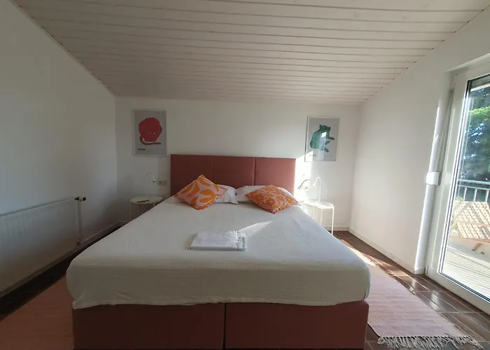 Sunrise & Sunset Apartment *